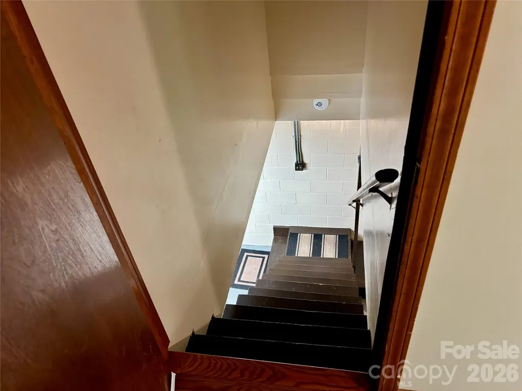 21 Ashwood Drive Asheville NC 28803