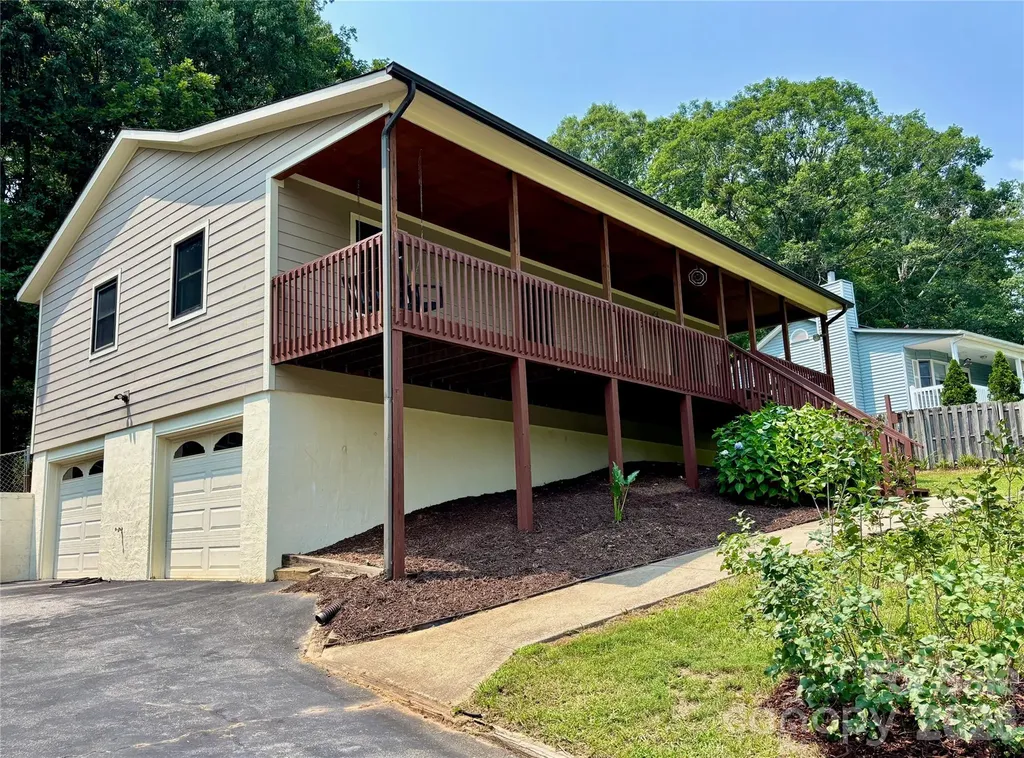 21 Ashwood Drive Asheville NC 28803