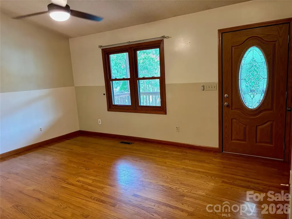 21 Ashwood Drive Asheville NC 28803
