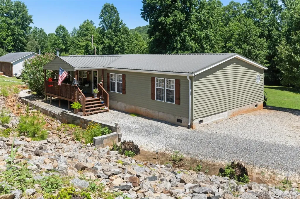 Nebo NC, 135 Basswood Drive