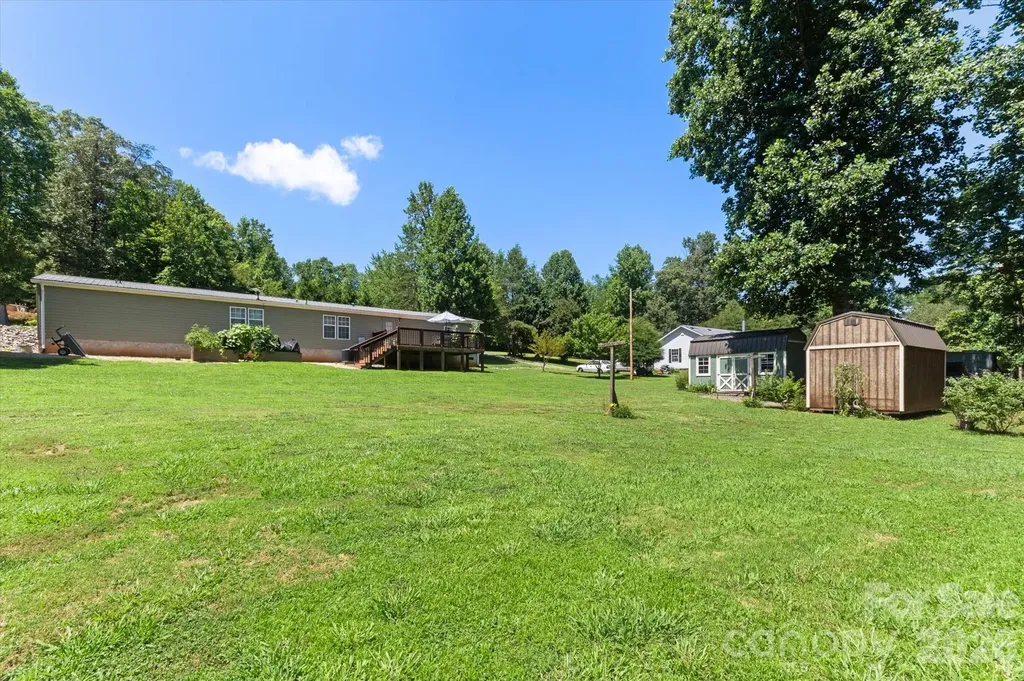 135 Basswood Drive Nebo NC 28761