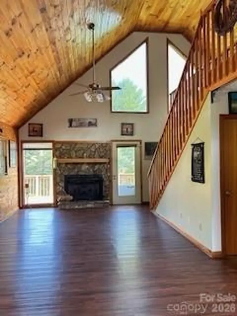 14 Zonia Lane Piney Creek NC 28663