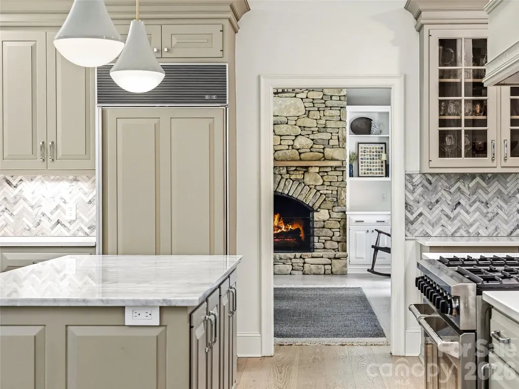 4 Hemlock Road Asheville NC 28803