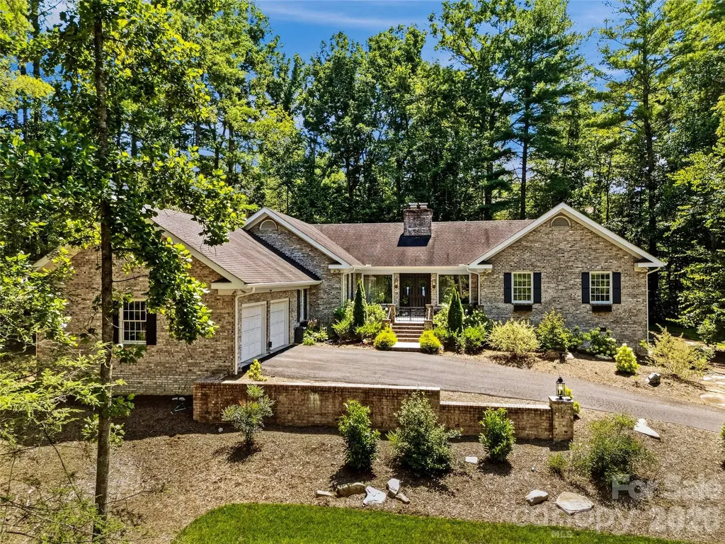 4 Hemlock Road Asheville NC 28803