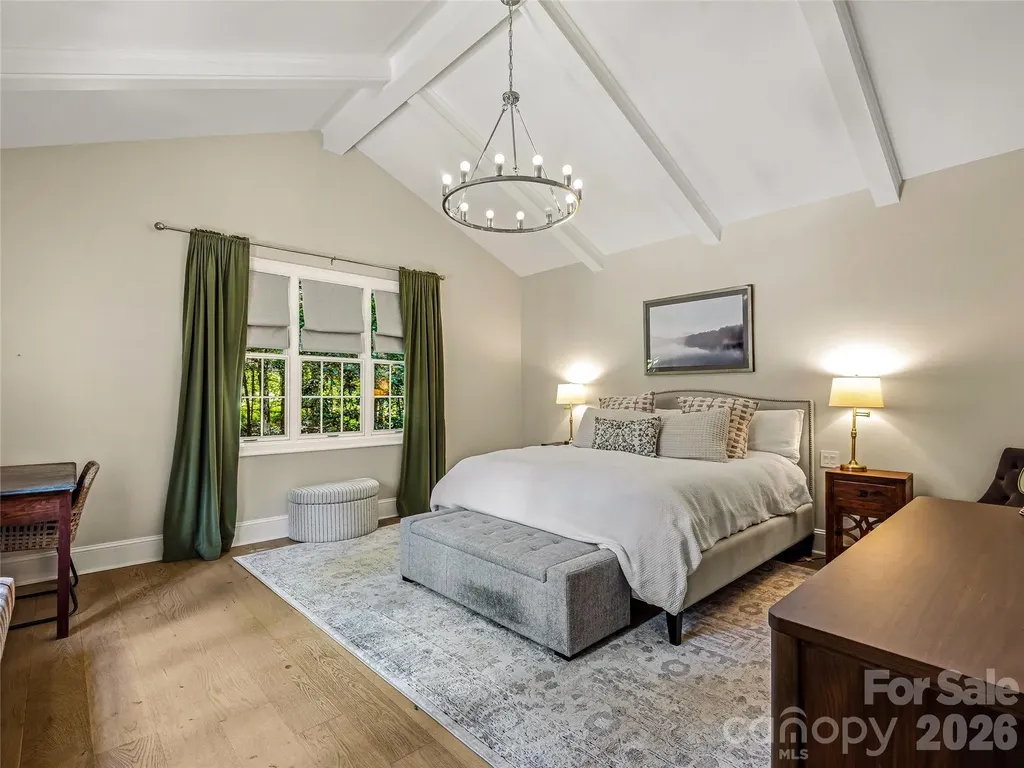 4 Hemlock Road Asheville NC 28803