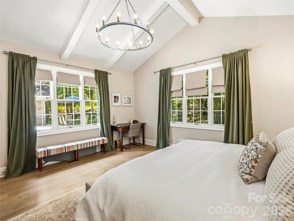 4 Hemlock Road Asheville NC 28803