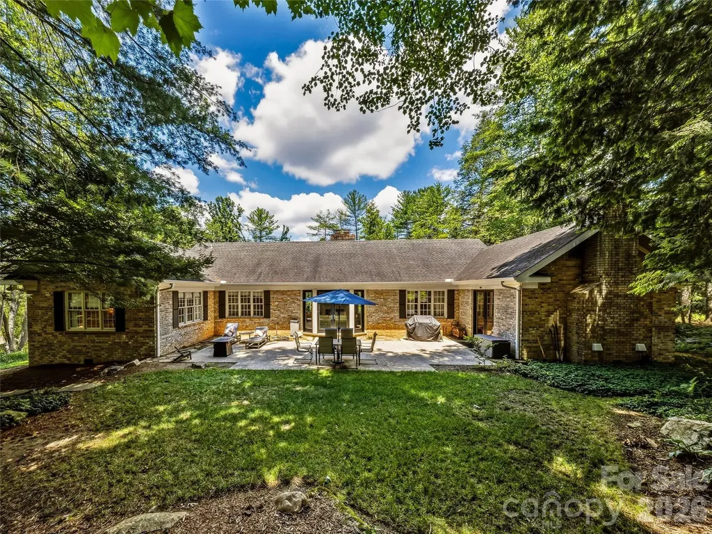 4 Hemlock Road Asheville NC 28803