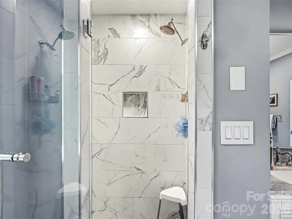 4 Hemlock Road Asheville NC 28803