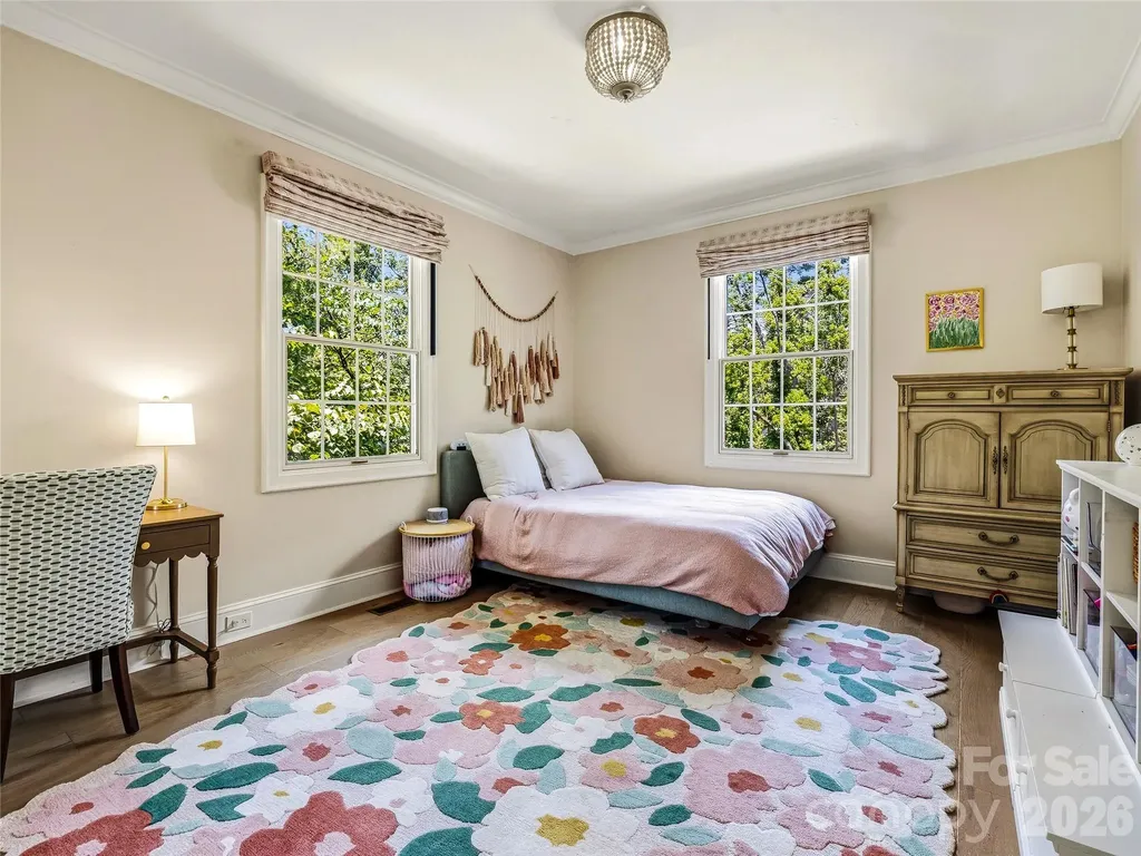 4 Hemlock Road Asheville NC 28803