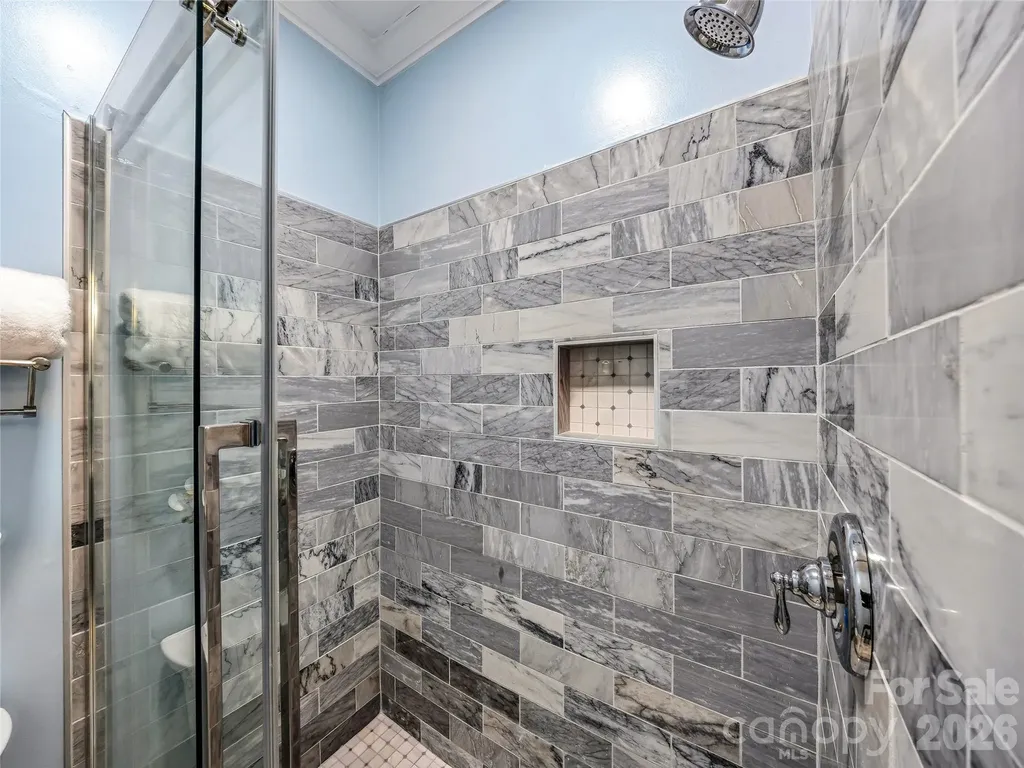 4 Hemlock Road Asheville NC 28803