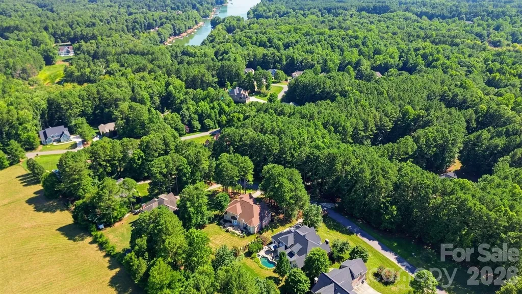 126 Whispering Cove Court Mooresville NC 28117