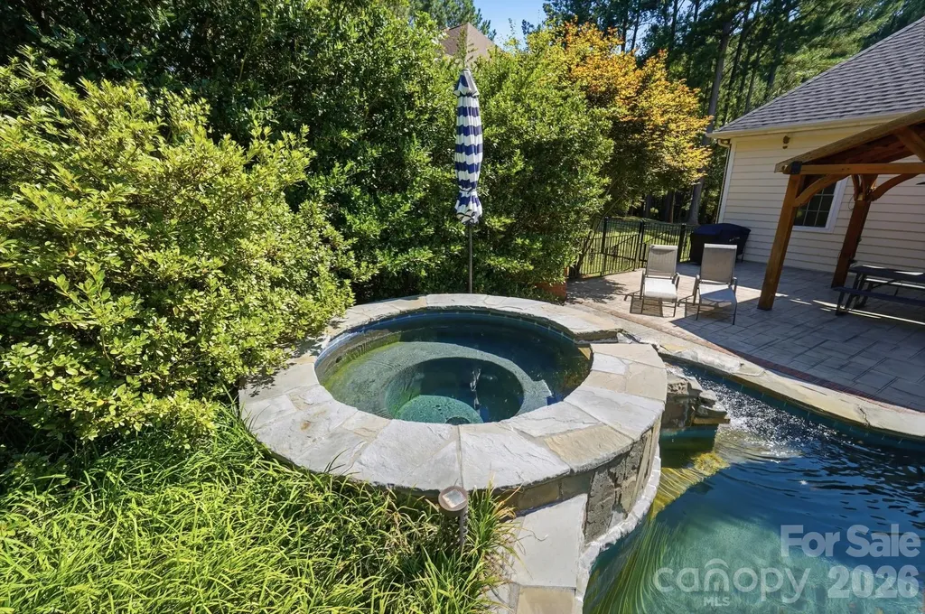 126 Whispering Cove Court Mooresville NC 28117