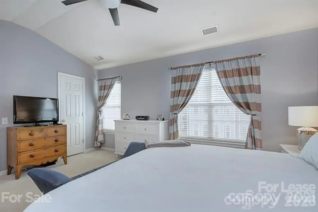 5537 Werburgh Street Charlotte NC 28209