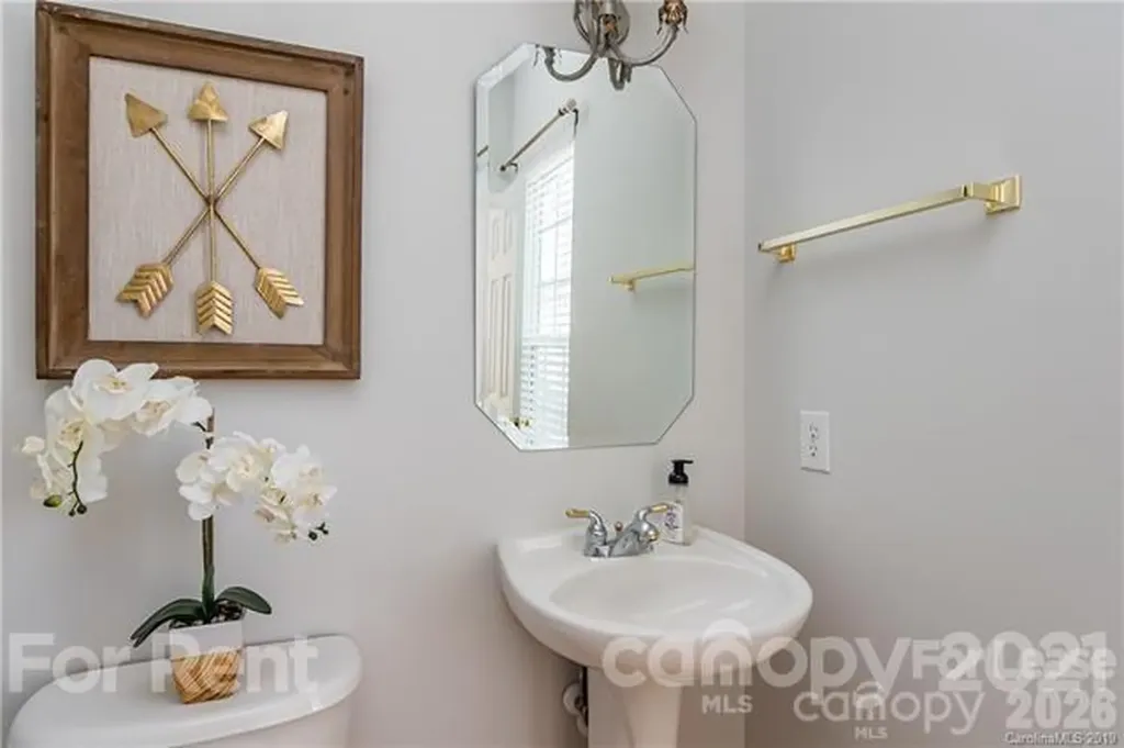 5537 Werburgh Street Charlotte NC 28209