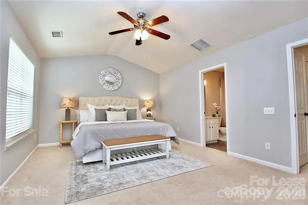 5537 Werburgh Street Charlotte NC 28209