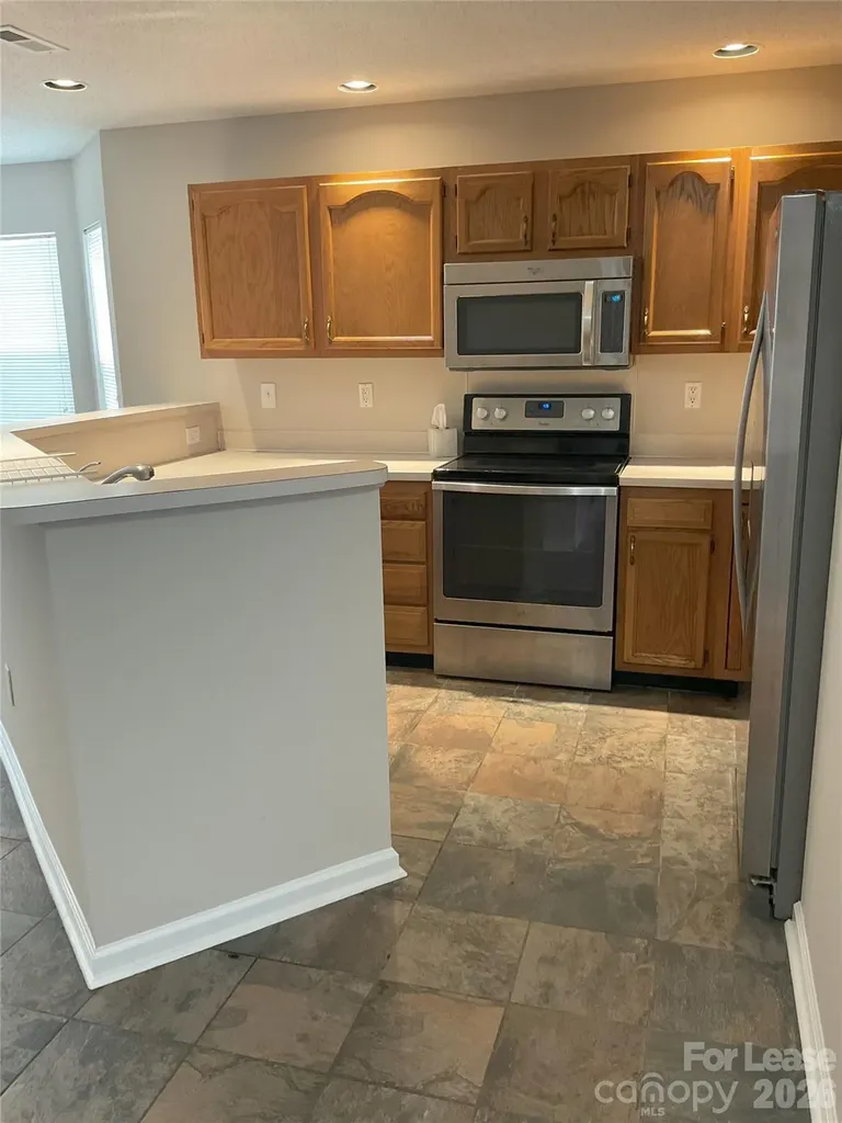 9112 Four Mile Creek Road Charlotte NC 28277