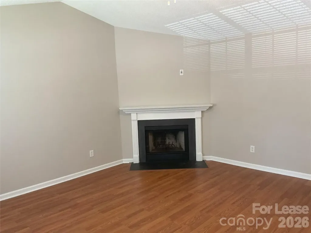 9112 Four Mile Creek Road Charlotte NC 28277