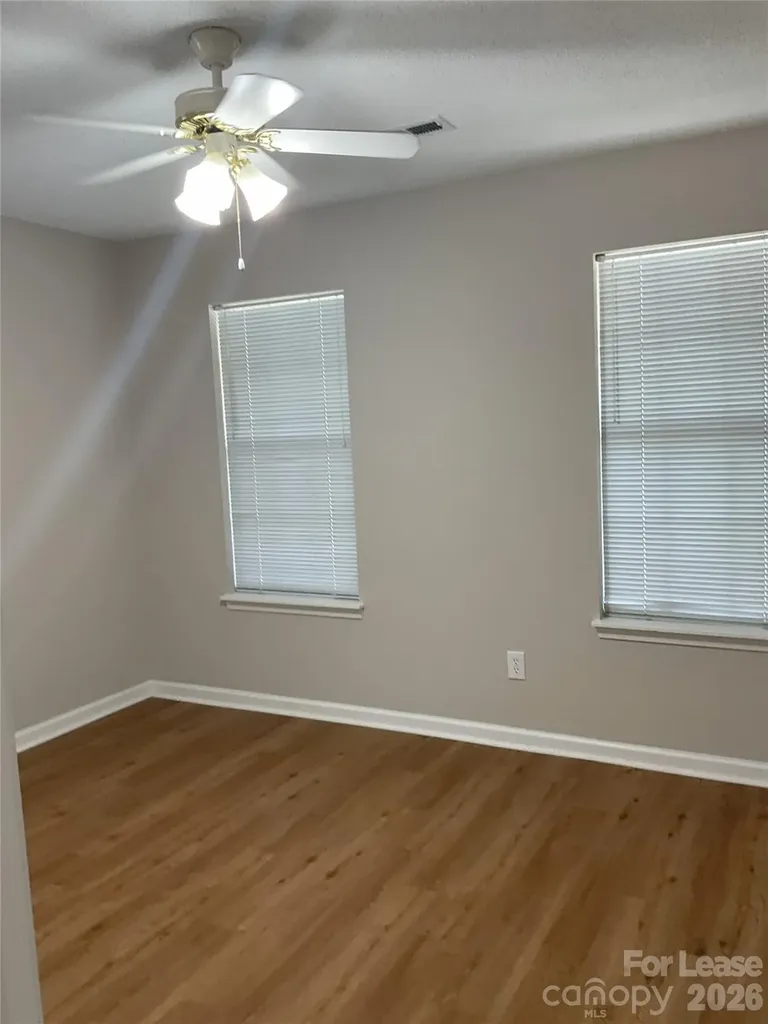 9112 Four Mile Creek Road Charlotte NC 28277