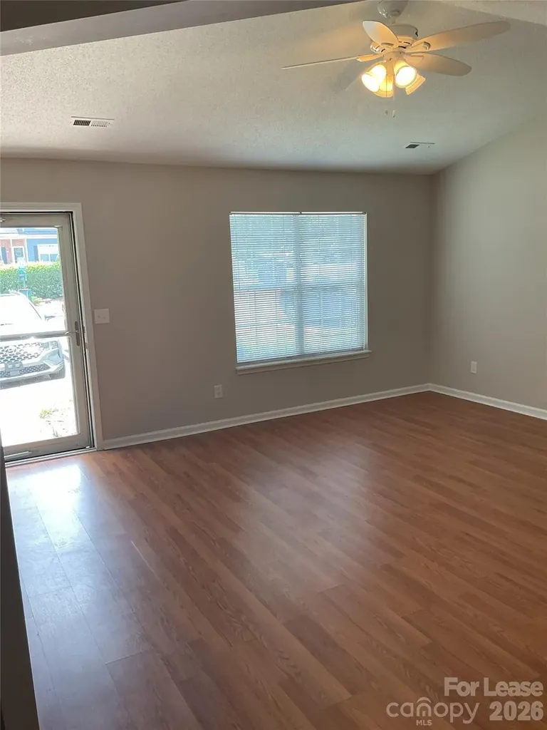 9112 Four Mile Creek Road Charlotte NC 28277