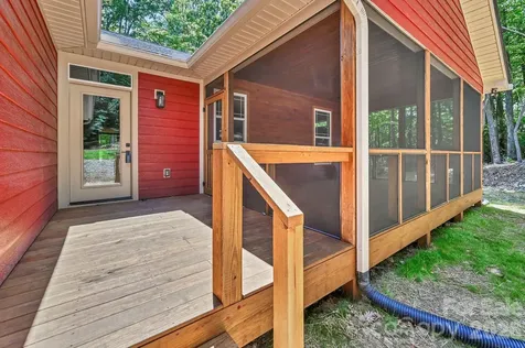 63 Abbey Lane Hendersonville NC 28739