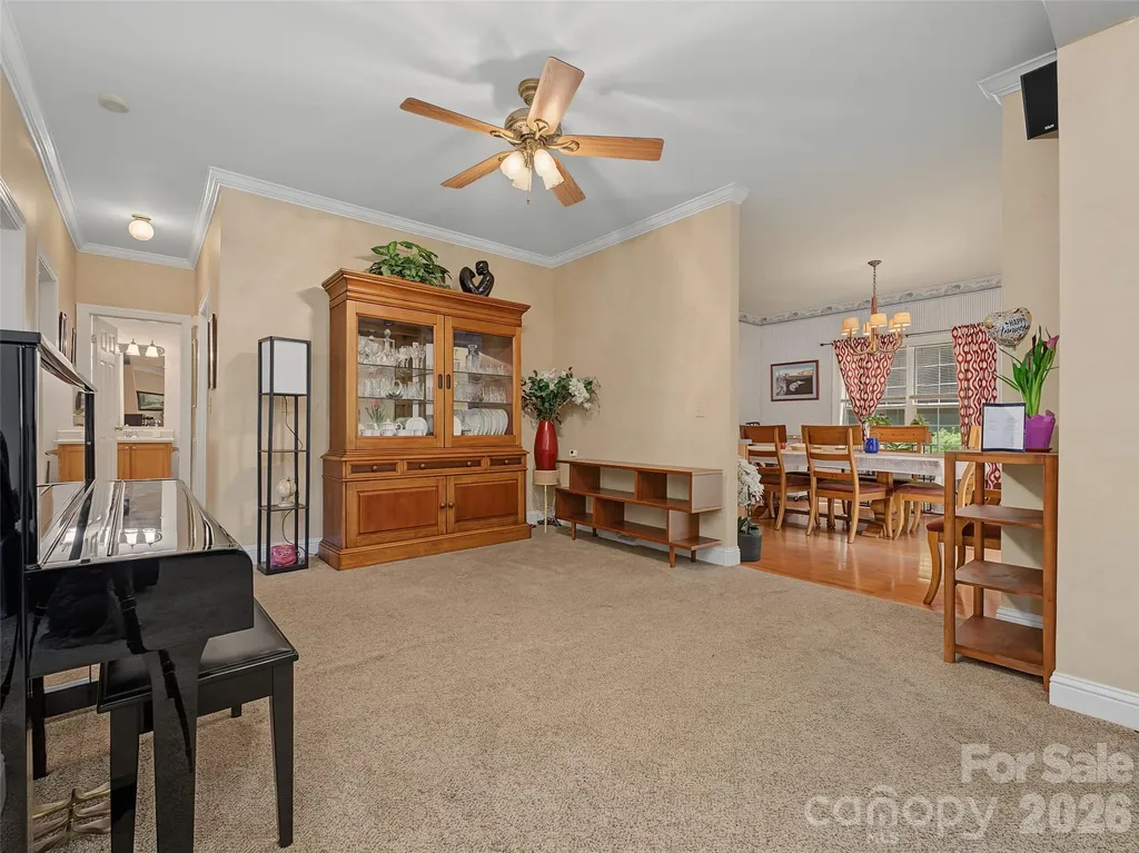 176 Chelsea Nix Lane Hendersonville NC 28792