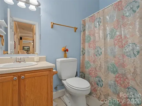 176 Chelsea Nix Lane Hendersonville NC 28792