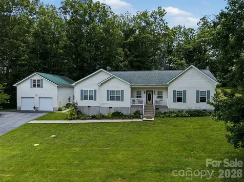 176 Chelsea Nix Lane Hendersonville NC 28792