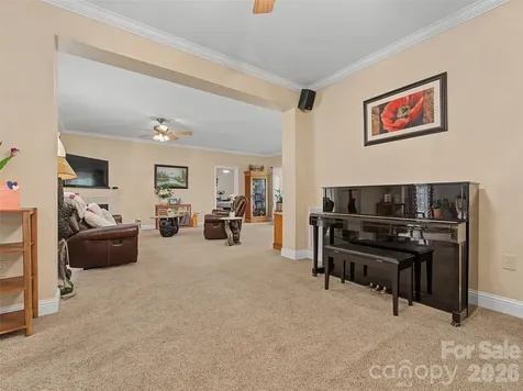 176 Chelsea Nix Lane Hendersonville NC 28792