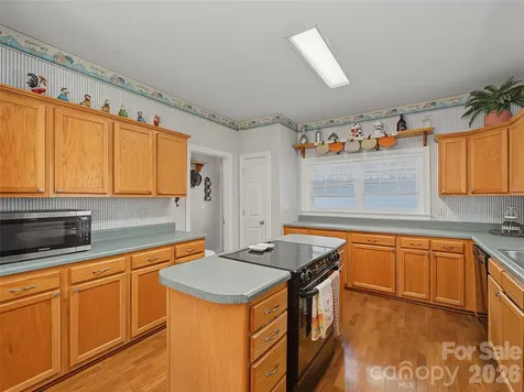 176 Chelsea Nix Lane Hendersonville NC 28792