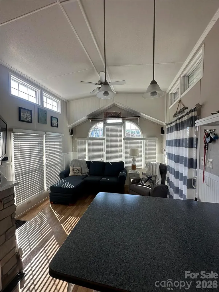 195 Grand View Drive New London NC 28127
