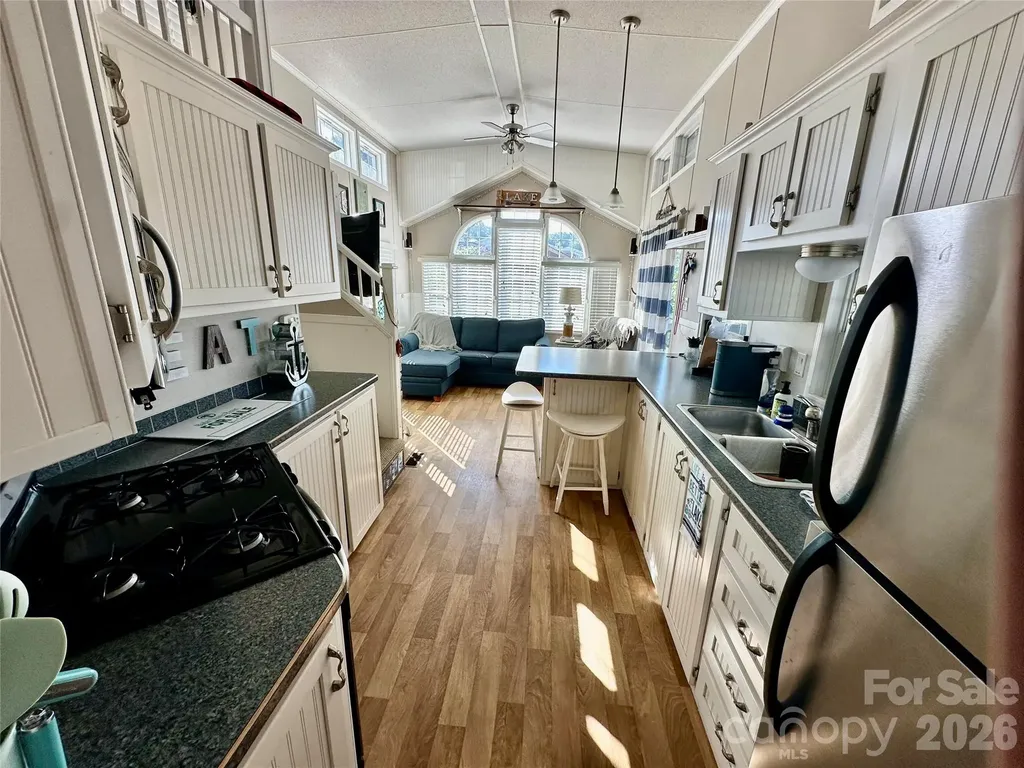 195 Grand View Drive New London NC 28127