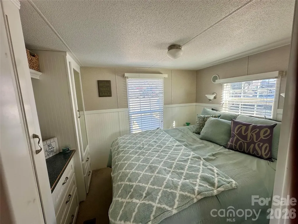 195 Grand View Drive New London NC 28127