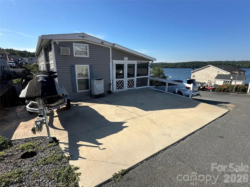 195 Grand View Drive New London NC 28127