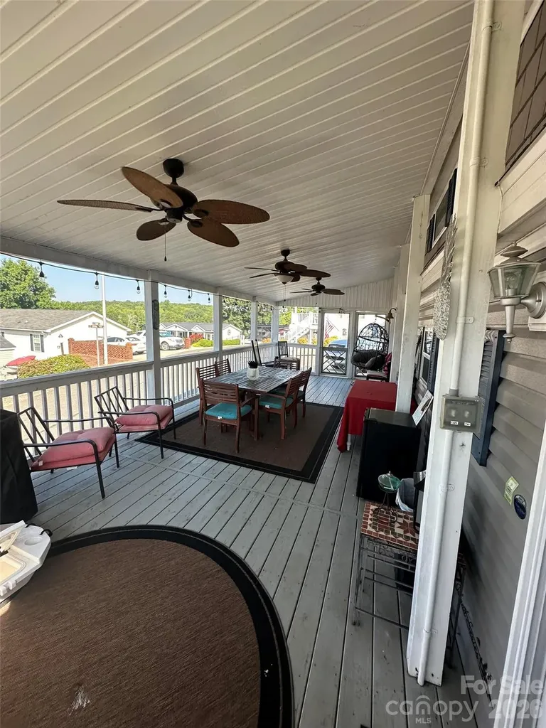 195 Grand View Drive New London NC 28127