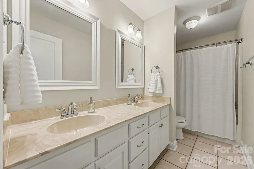 3532 Green Ash Lane Matthews NC 28104