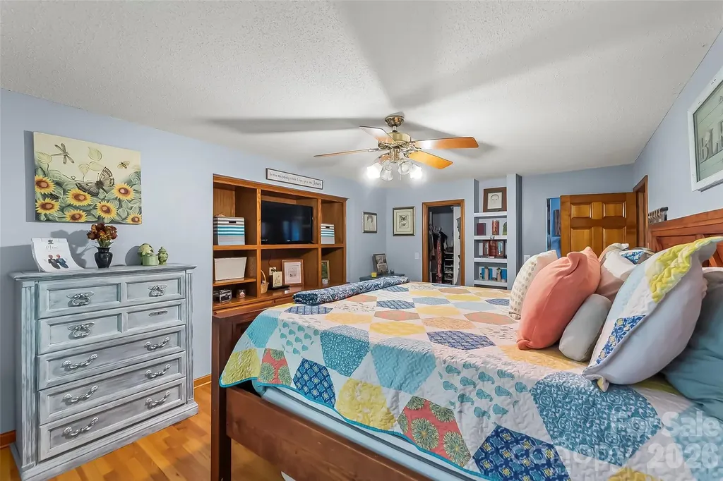 34 Lakeside Drive Marion NC 28752