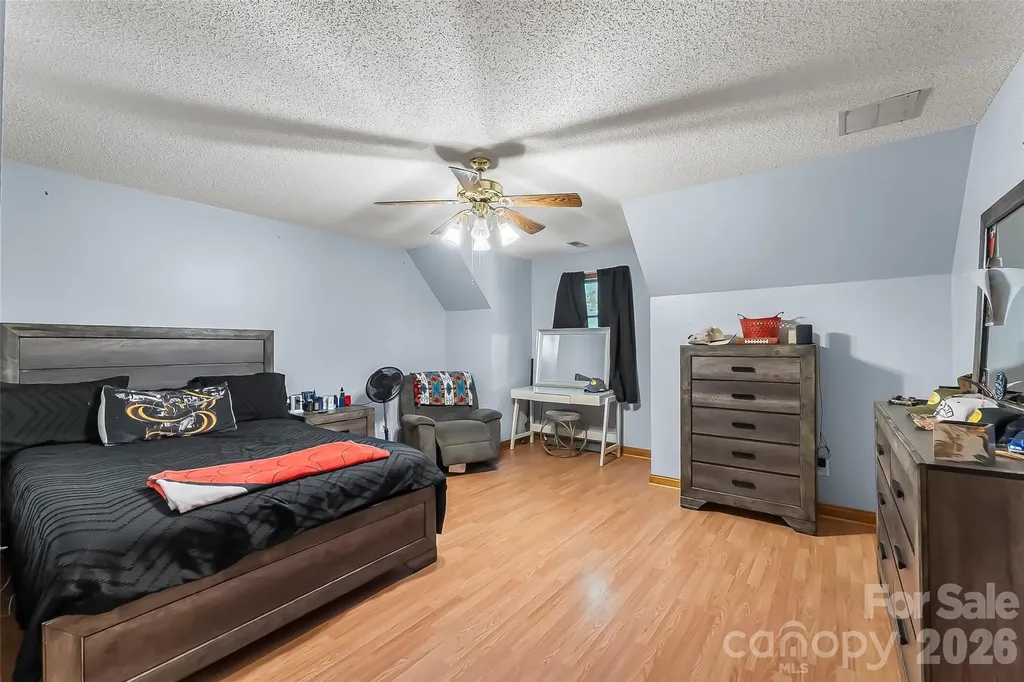 34 Lakeside Drive Marion NC 28752