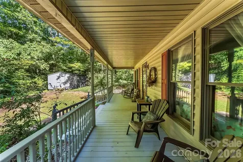 34 Lakeside Drive Marion NC 28752