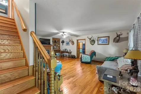 34 Lakeside Drive Marion NC 28752