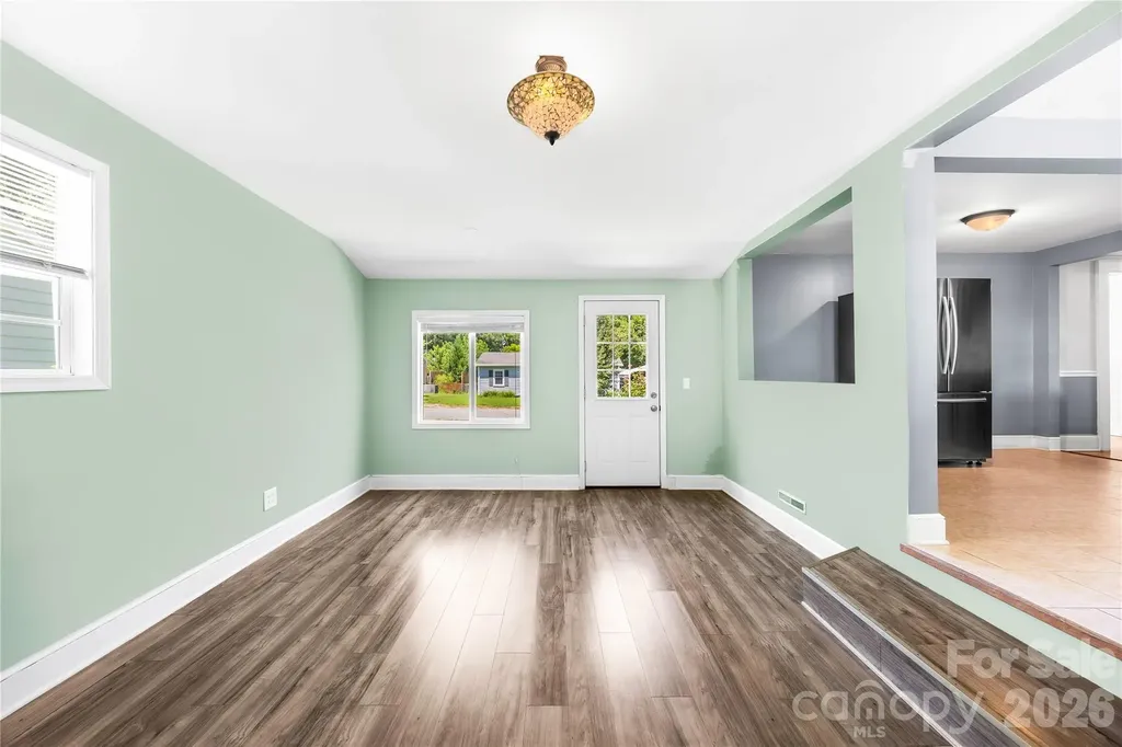 316 20th Avenue NE Hickory NC 28601