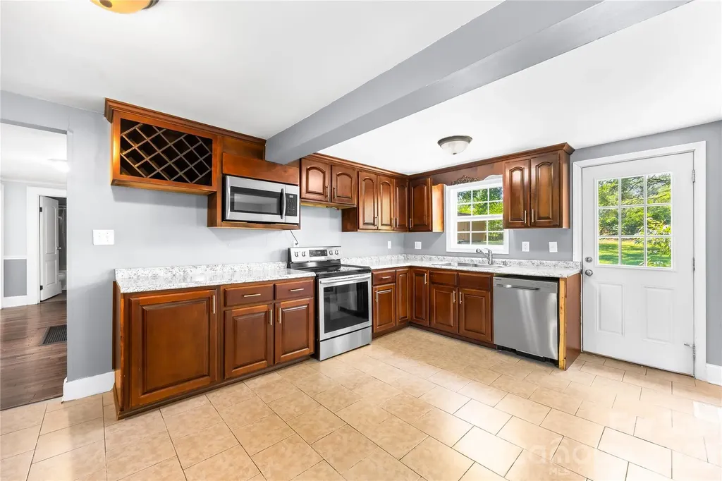 316 20th Avenue NE Hickory NC 28601