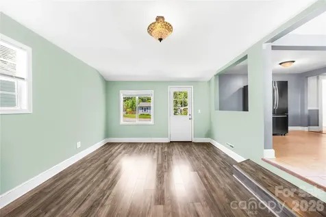 316 20th Avenue NE Hickory NC 28601