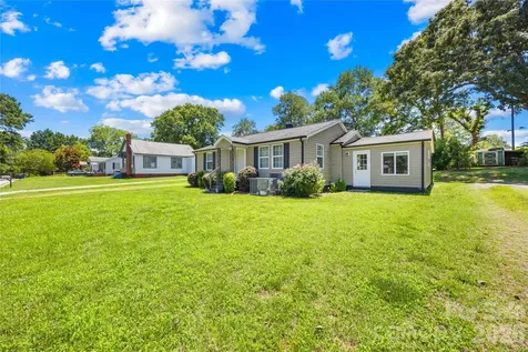 316 20th Avenue NE Hickory NC 28601
