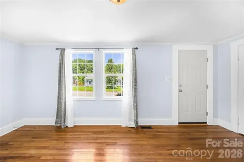 316 20th Avenue NE Hickory NC 28601