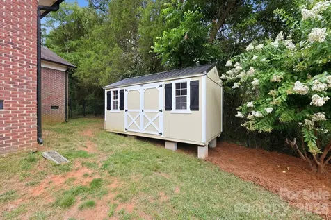 3008 Mooresville Road Salisbury NC 28147