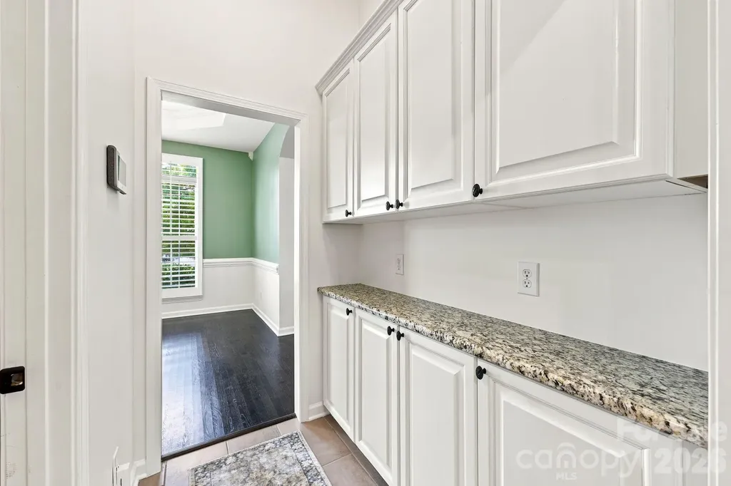 5601 Underwood Avenue Charlotte NC 28213
