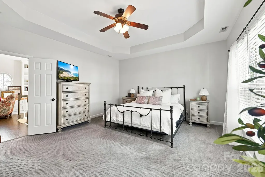 5601 Underwood Avenue Charlotte NC 28213