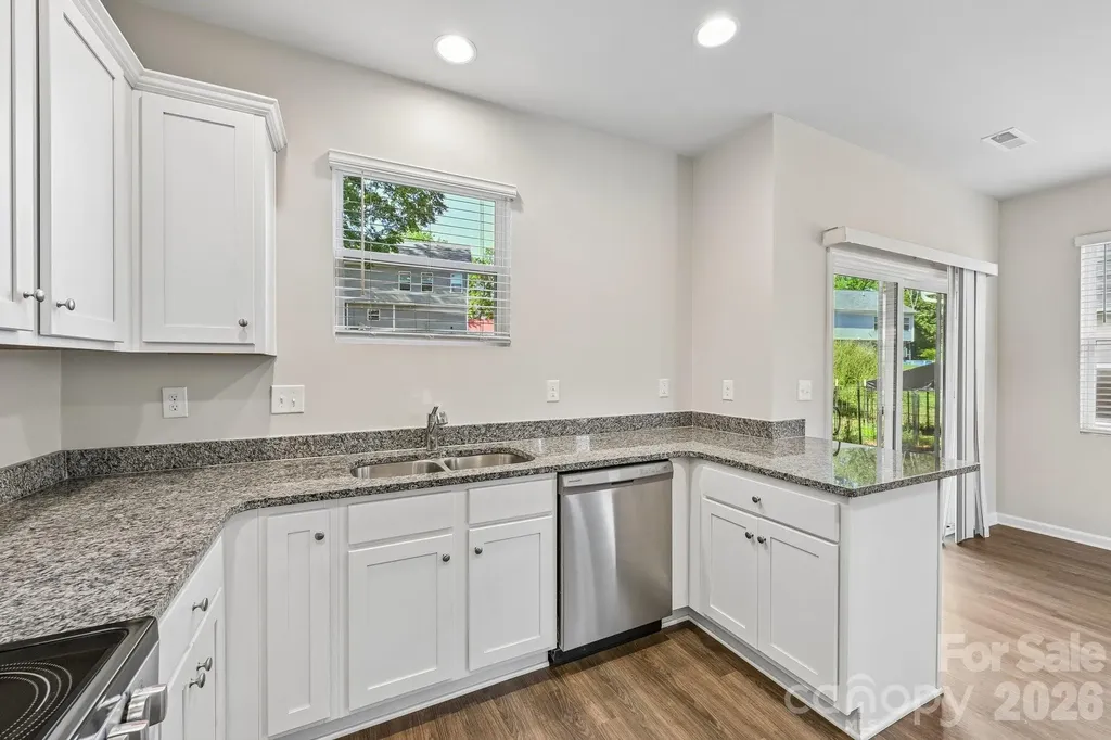 231 W Grover Street Shelby NC 28150