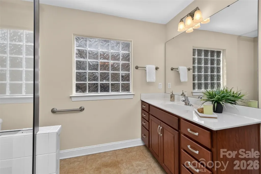 1205 Williamstown Road Matthews NC 28105