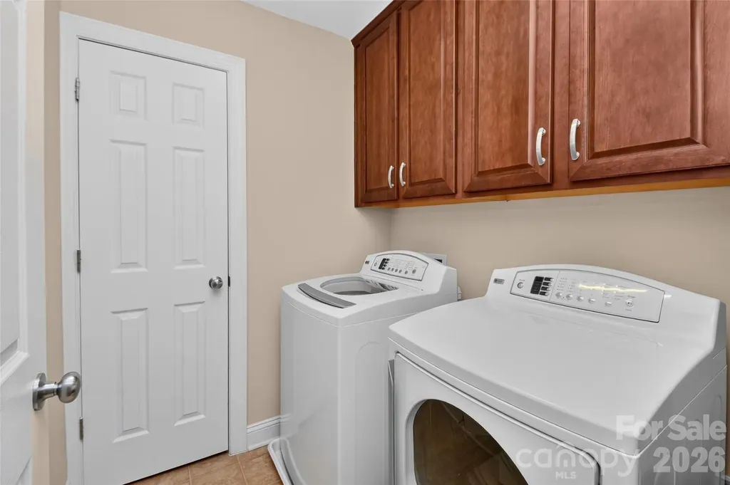 1205 Williamstown Road Matthews NC 28105